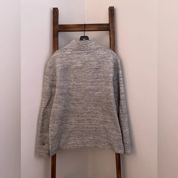 All In Motion Large Sweater - Picture 2 of 5